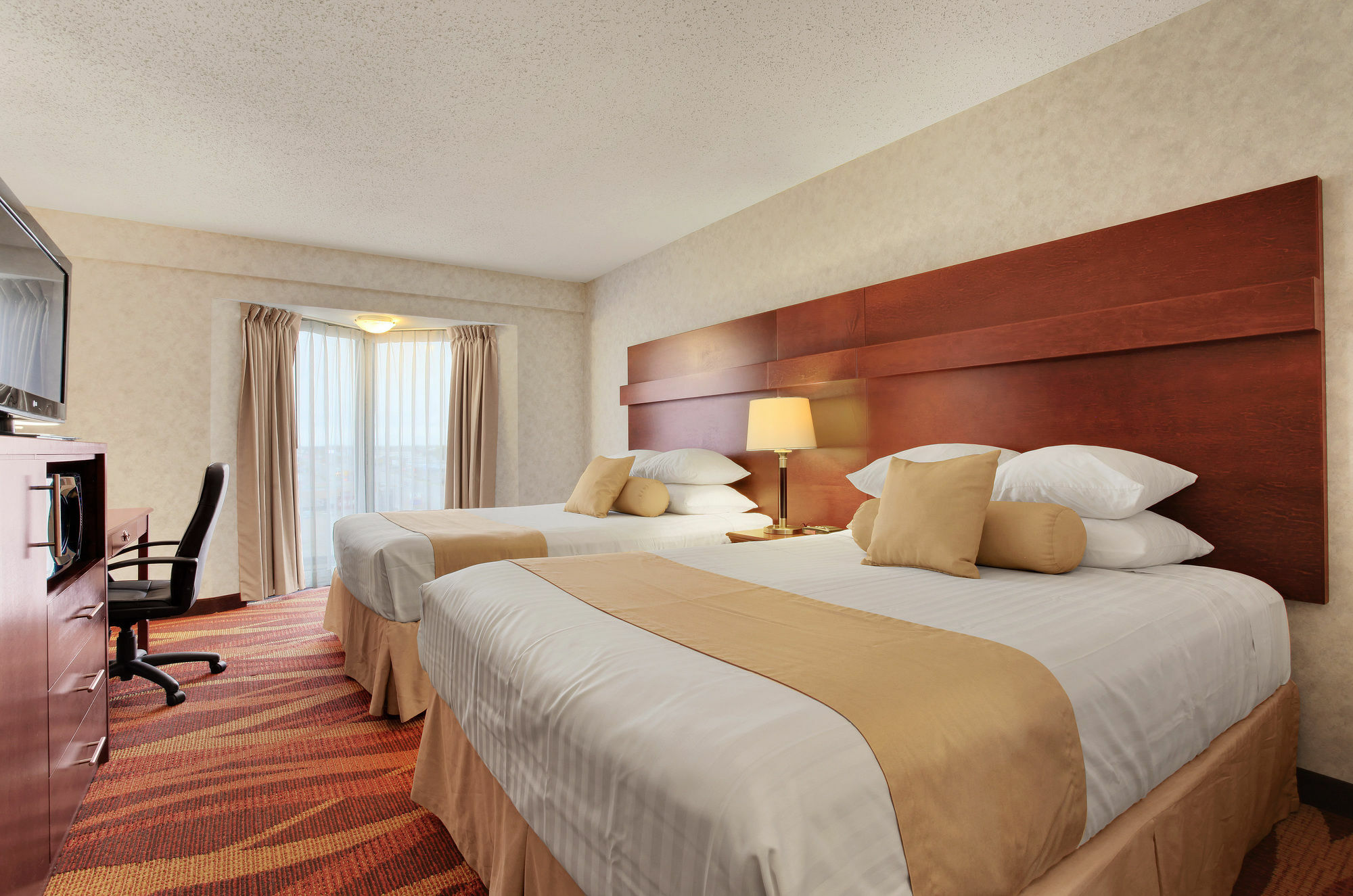 Travelodge By Wyndham Lloydminster Esterno foto